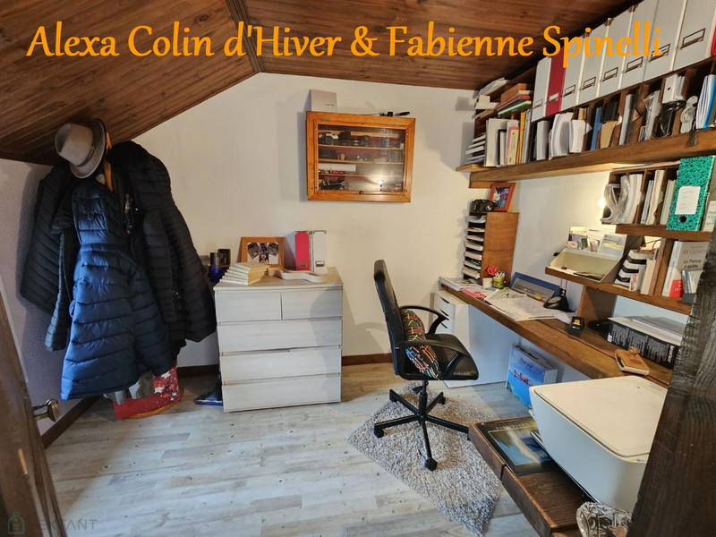 Maison - 90 m² - 5 pièces