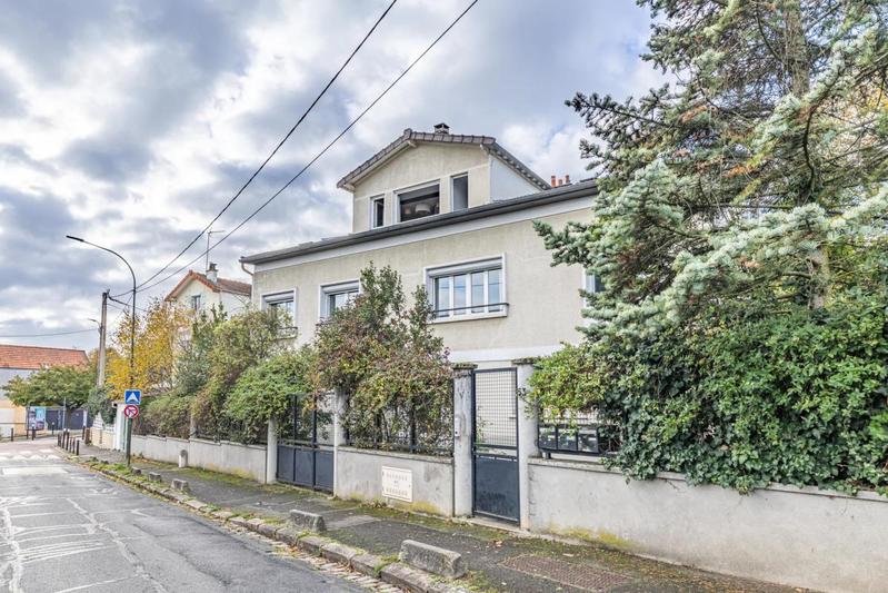 Appartement - 96 m² - 4 pièces