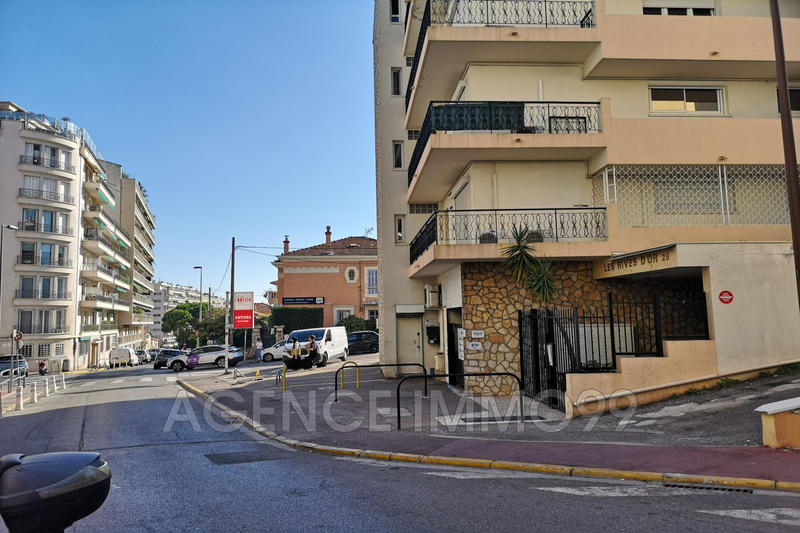 Parking / Garage - 4 m²