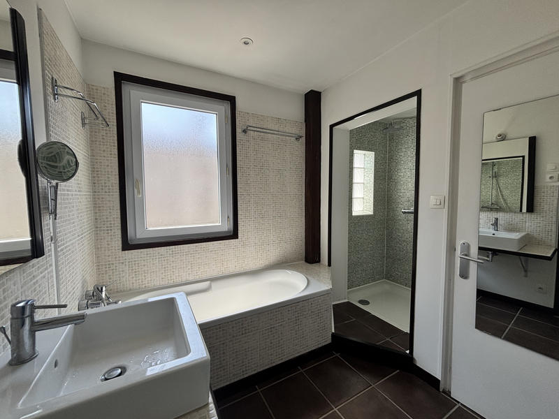 Maison - 77 m² - 3 pièces