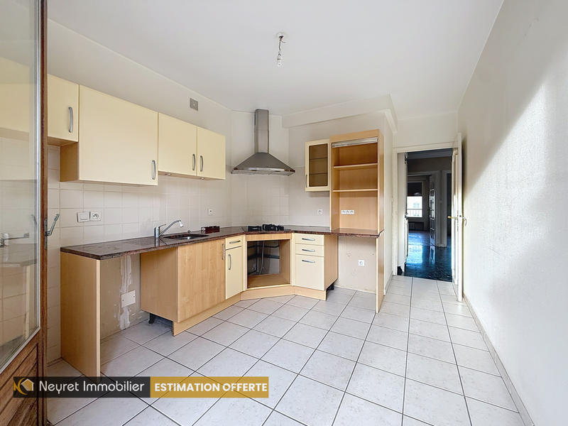 Appartement - 70 m² - 3 pièces