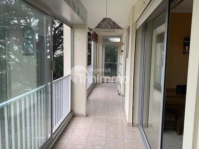 Appartement - 144 m² - 5 pièces