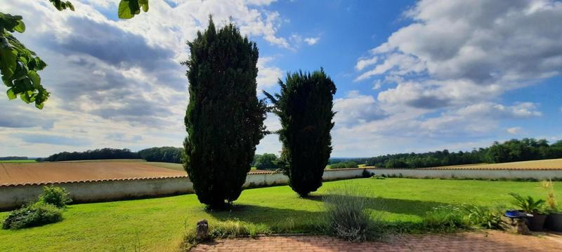 Maison - 150 m² - 3 pièces