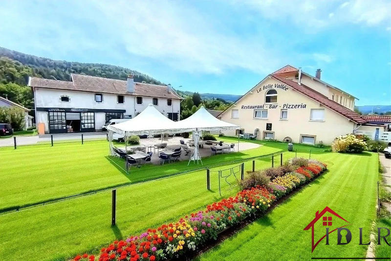 Fonds de commerce - Local commercial - 270 m²