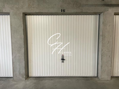 Parking / Garage - 13 m²