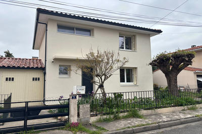 Maison - 86 m² - 5 pièces