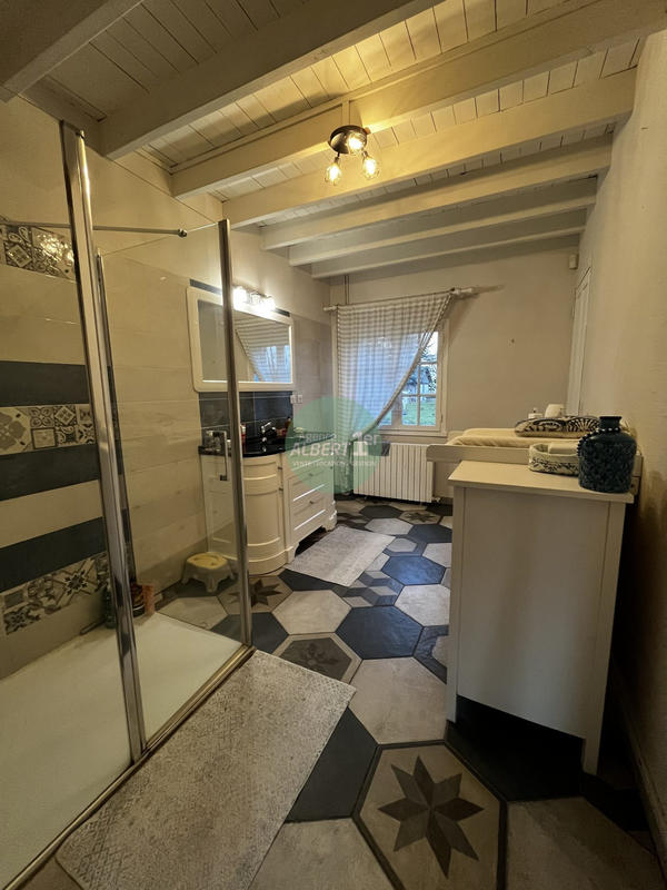 Maison - 175 m² - 6 pièces