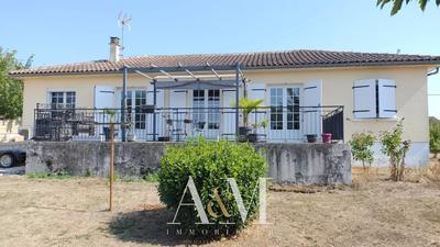 Maison - 91 m² - 5 pièces