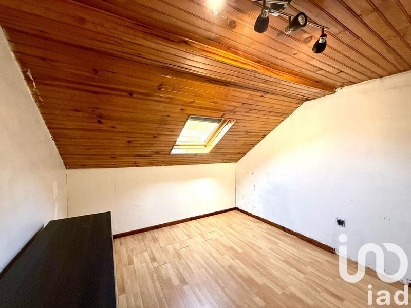 Maison - 92 m² - 5 pièces