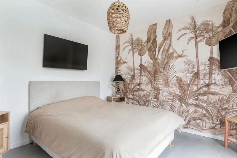 Propriété - 230 m² - 7 pièces