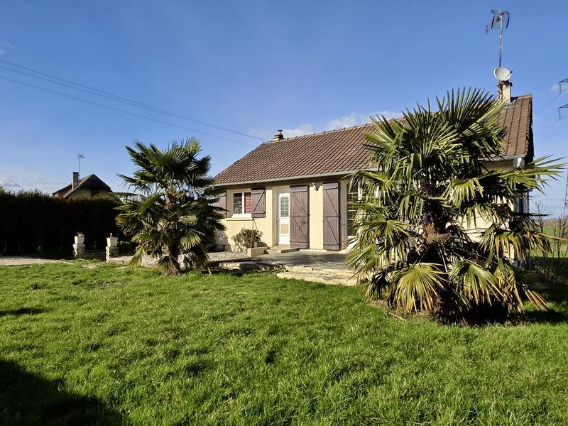 Maison - 99 m² - 6 pièces