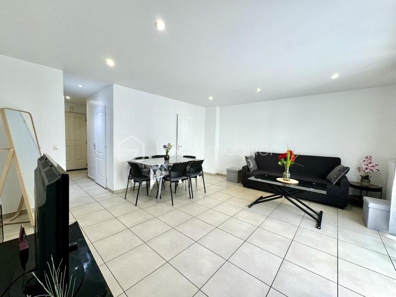 Maison traditionnelle - 90 m² - 5 pièces