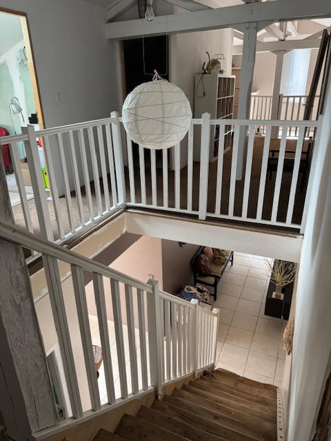 Propriété - 280 m² - 6 pièces