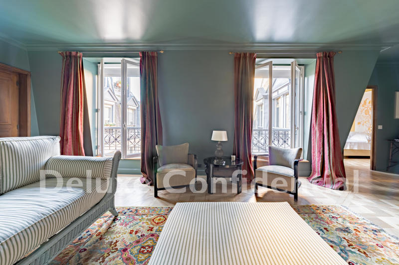 Appartement - 125 m² - 6 pièces