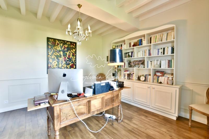 Maison bourgeoise - 270 m² - 9 pièces