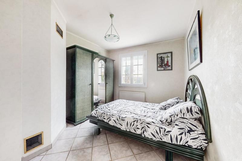 Maison - 180 m² - 6 pièces