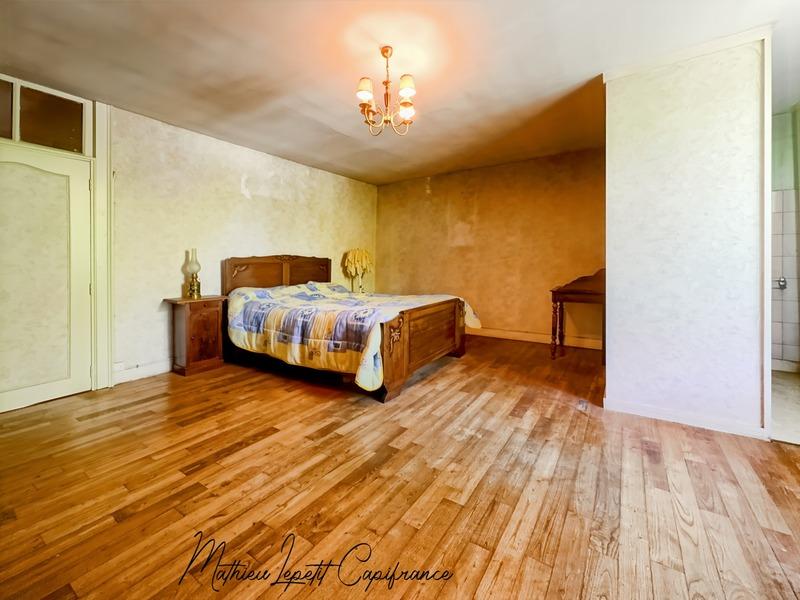 Maison - 264 m² - 8 pièces