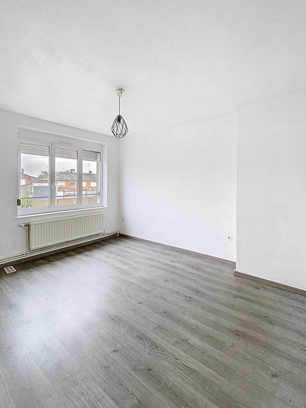 Maison - 82 m² - 5 pièces