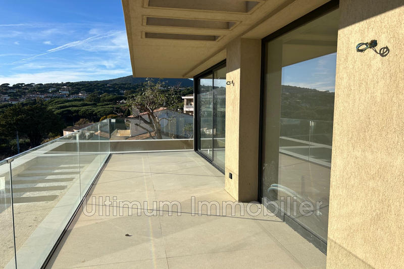 Maison contemporaine - 380 m²