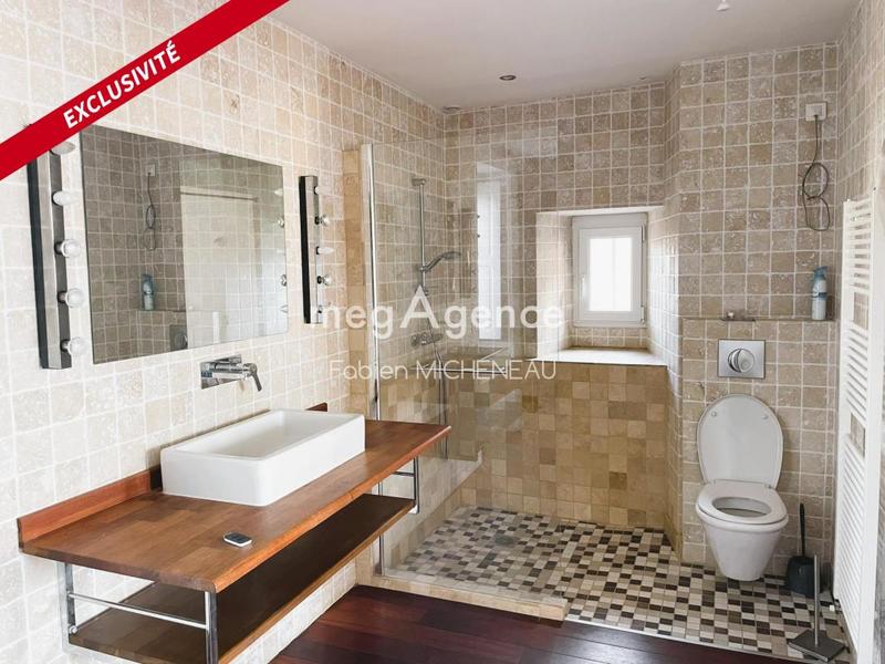 Maison ancienne - 233 m² - 10 pièces