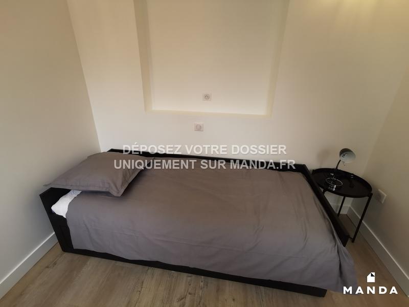 Chambre - 11 m² - 4 pièces