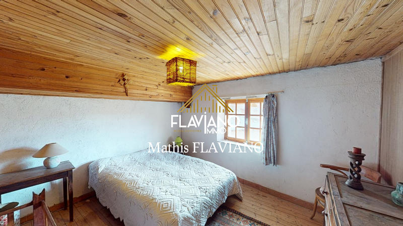 Maison - 179 m² - 8 pièces