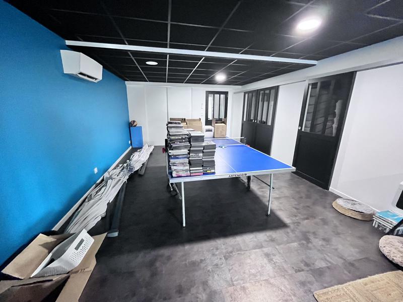 Maison traditionnelle - 530 m² - 16 pièces