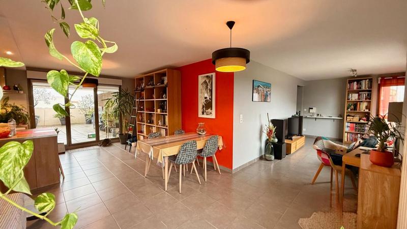 Appartement - 87 m² - 3 pièces