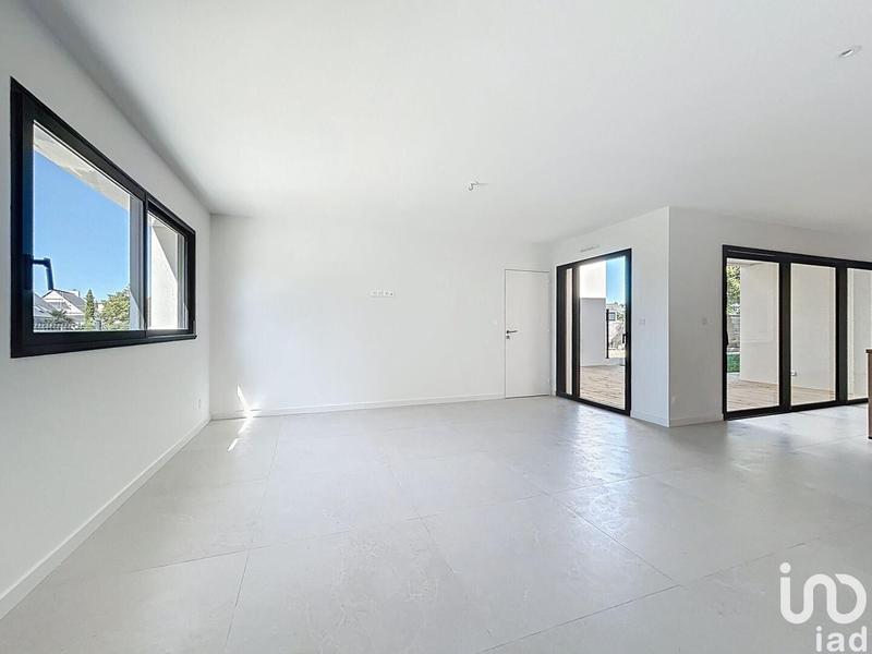 Maison - 135 m² - 6 pièces