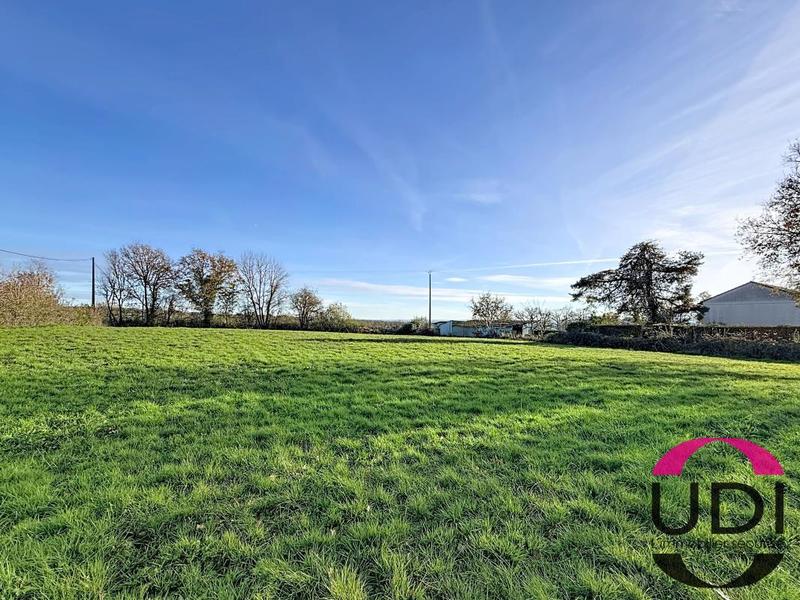 Terrain constructible - 2 523 m²