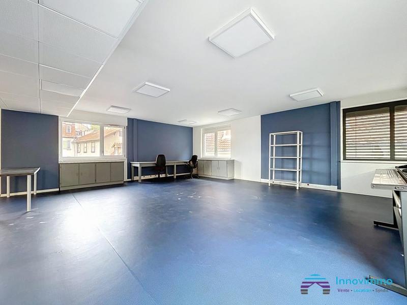 Bureau - 97 m²