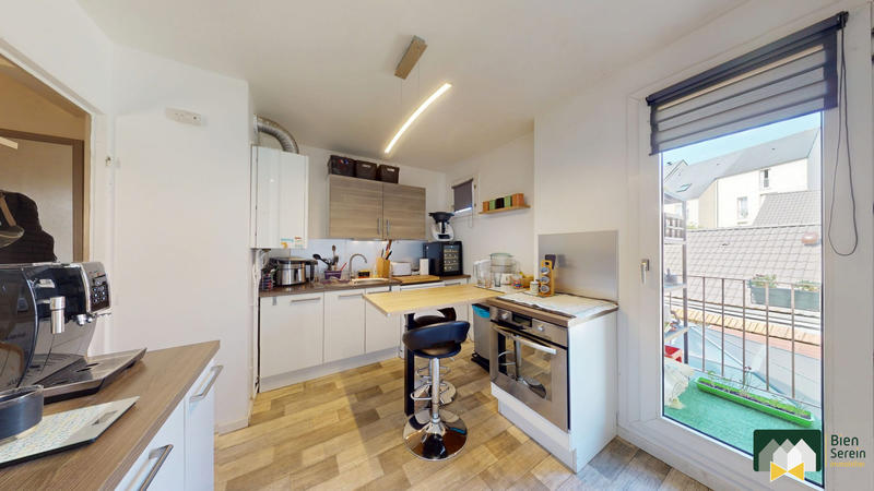 Appartement - 92 m² - 5 pièces