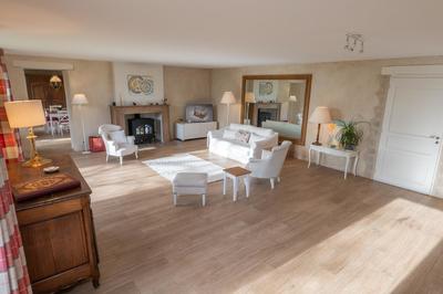 Longère - 258 m² - 8 pièces