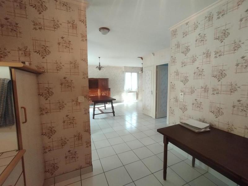 Maison traditionnelle - 90 m² - 4 pièces