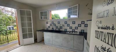 Maison - 200 m² - 8 pièces