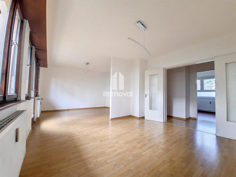 Appartement - 90 m² - 3 pièces