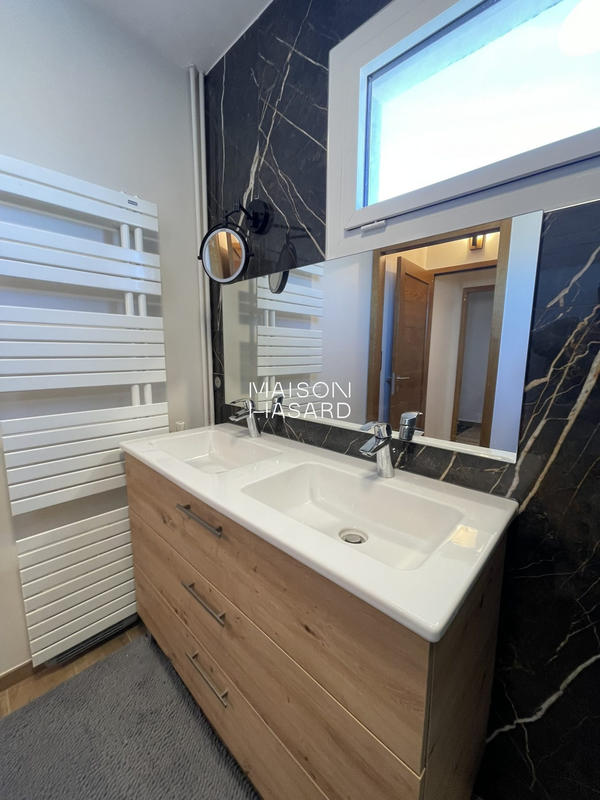 Appartement - 72 m² - 3 pièces