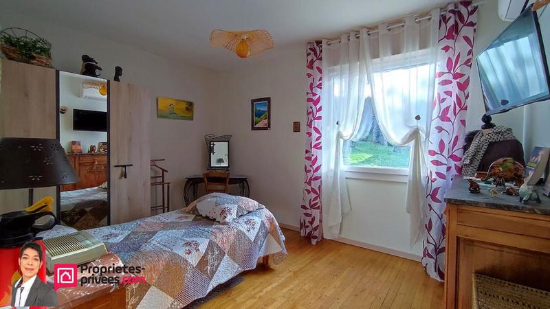 Maison - 185 m² - 7 pièces