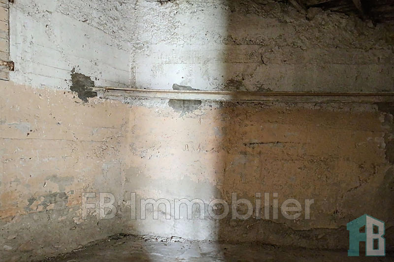 Parking / Garage - 22 m²