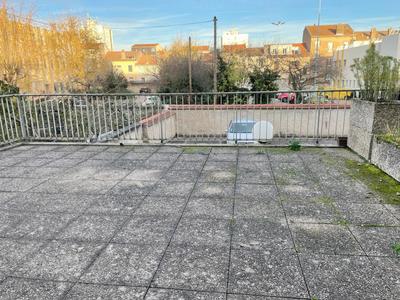 Appartement - 95 m² - 3 pièces