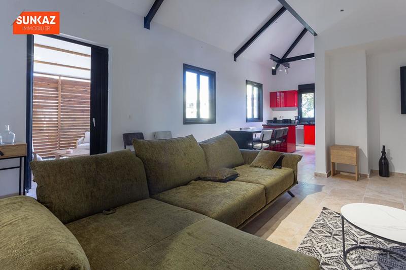 Appartement - 120 m² - 5 pièces