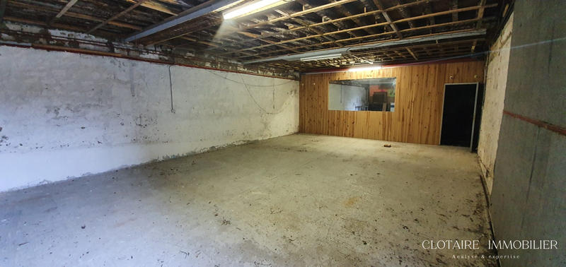 Maison ancienne - 400 m² - 10 pièces