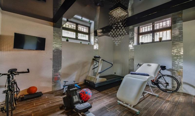 Manoir - 550 m² - 15 pièces