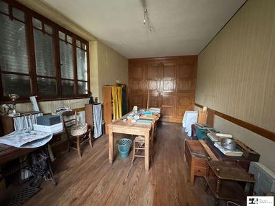 Maison traditionnelle - 331 m² - 9 pièces