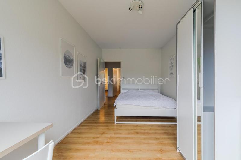Appartement - 100 m² - 5 pièces