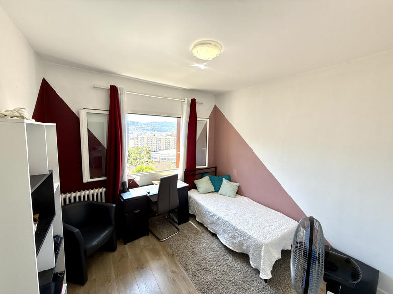 Appartement - 64 m² - 4 pièces