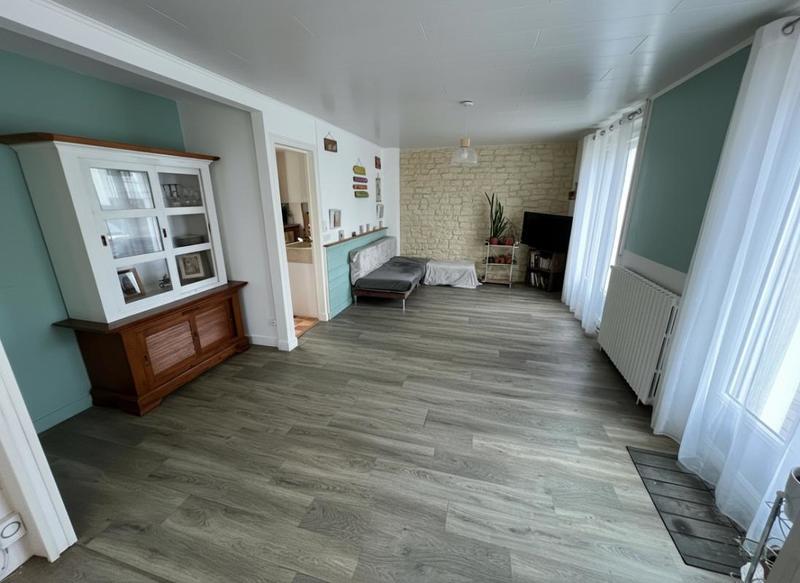 Maison - 95 m² - 8 pièces