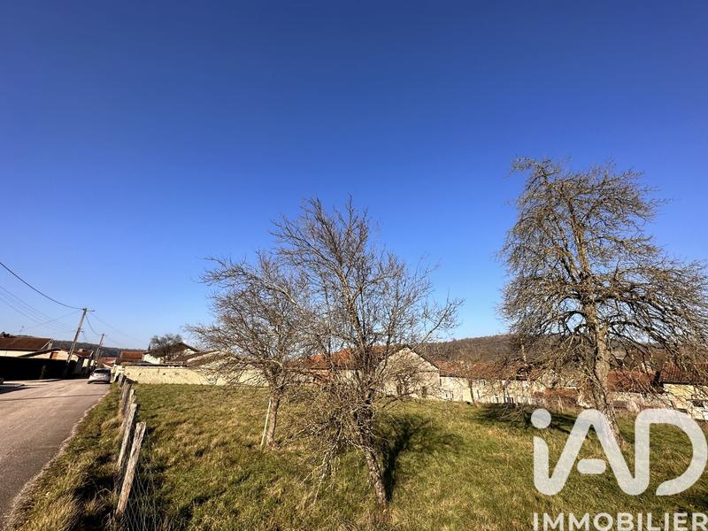 Terrain - 1 047 m²
