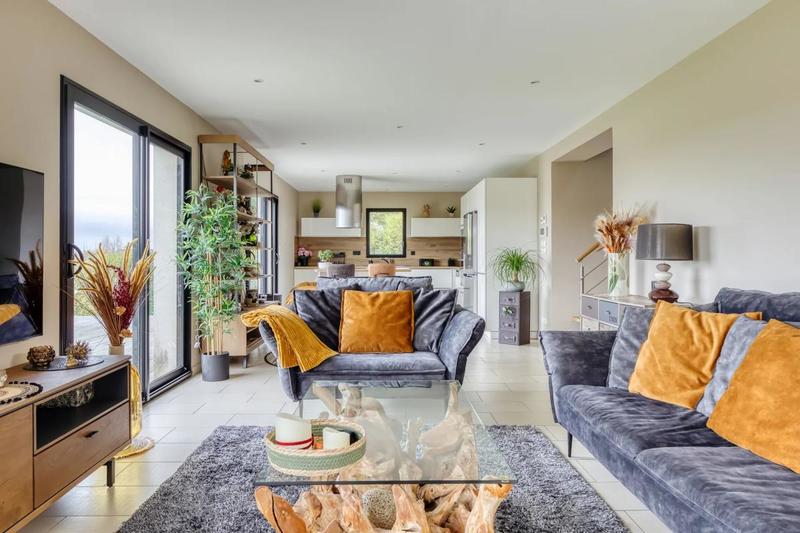 Maison - 128 m² - 5 pièces