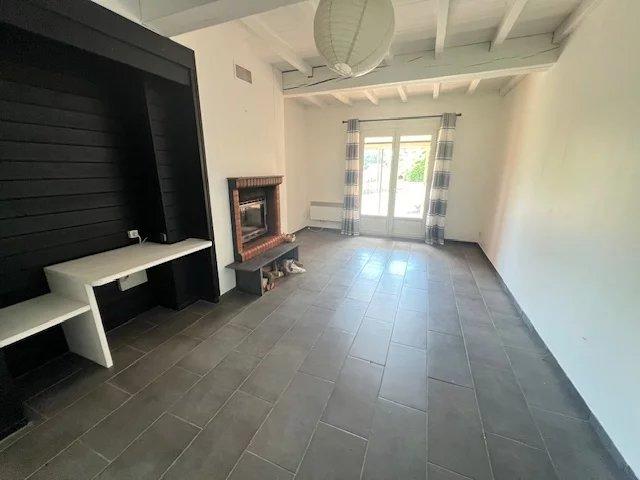 Maison de village - 296 m² - 10 pièces